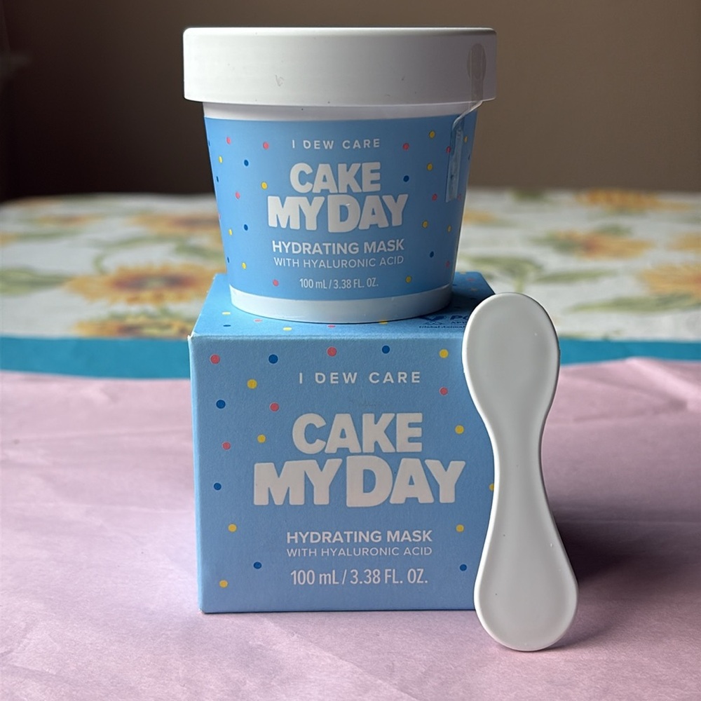 Cake My Day Hydrating Mask - Blue